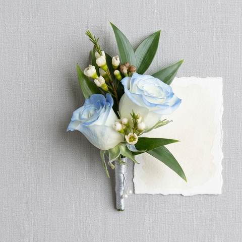 Florent Floral — Prom Rose Boutonniere — fresh flower arrangement